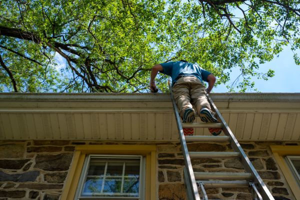 Industrial Gutter Cleaning in Perrysburg